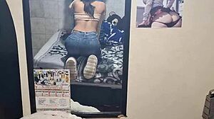 girlfriend blows cock craving cumshot on face