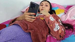 Rosibel Kayınpederinin Creampie'i İçin Kondomu Çıkarıp Sıkı Islak Amını Alıyor!