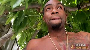 Busty brunette MILF Syren De Mer gets her Italian pussy pounded hard by Rome Major