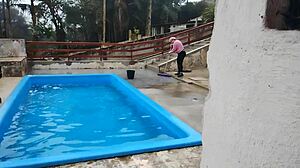 Pedreiro Shows Up For Work And Convinces Boss Lady To Suck Him In Bathroom!