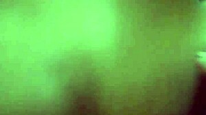 Hey, check out my flaca getting all wet and wild in this quick clip