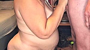 Preggo milf sucks big cock... mmm, feels so good!