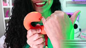 Exploring top g-spot vibrator and clitoris licker in unboxing by agatha dolly