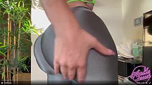 oh wow! big ass blondie teases in oiled leggings and thong!