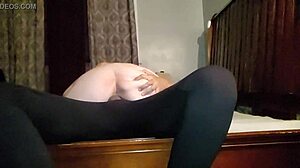 tinder pawg with jiggly ass riding to creampie in rough homemade