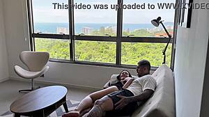 Você dormiu sem lençol então meti gostoso na sua buceta inchada?