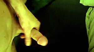 Idzard - Solo Jerkoff Session with Massive Cock