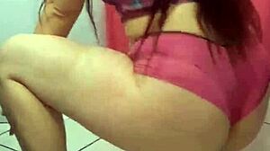 novinha shows big tits and ass in pov