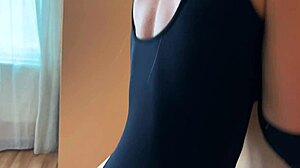 high heels sultry tease with cum-soaked finish and pantyhose fetish for that redhead teen 😘💦