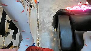 Hotfallingdevil went wild on 43cams, squirting intensely during her crazy webcam session that left everyone stunned.