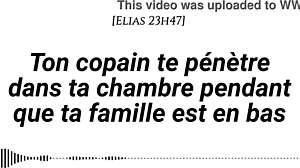Ton copain te prend en silence pendant que ta famille est en bas, petit ami sexe chuchoté prise de risque tendre puis intense gémissements 😏