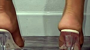 Hey, cute little cocktease action