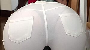 「もうイってるから許して 」家事代行サービスで派遣されてきた美人スタッフのエロ過ぎるデカ尻に即挿れ 杭打ちピストン中出し Part1