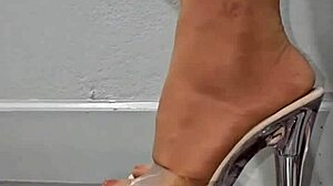 Hey, cute little cocktease action