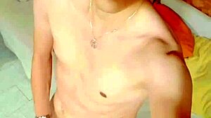 Hey, check out me masturbating with my new hat