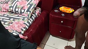 Boquete quente em garoto roludo quase não coube na boca