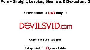 takže táto veľkoprsá blondínka cougar spozoruje na ulici vysokoškoláka a vezme si ho na divoké olizovanie piče a šúchanie v pozícii 69