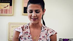 Katie Morgan Manipulates Kylie Rocket