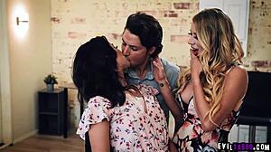 Katie Morgan Manipulates Kylie Rocket