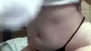 i'm on videollamada with this venezuelan for some amateur webcam fun