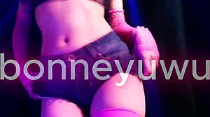 bonneyuwu performs a sexy argentinian twerk dance with her petite cute tight body