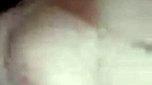 i'm on videollamada with this venezuelan for some amateur webcam fun