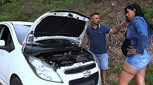 Mechanic repairs sexy milf's car in exchange for fucking her with blowjob and toys