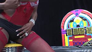 Beauty Ladyboy Leona Takes Deep Anal Then He Finishes Solo