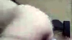 i'm on videollamada with this venezuelan for some amateur webcam fun