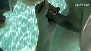 cum everywhere in pool from cruz blowjobs