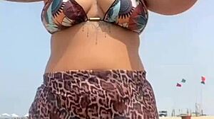 Found a fan on the beach and let him apply sunscreen leading to swollen pussy action.