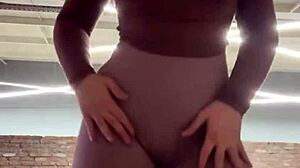 I'm masturbating extremely and training publicly at the gym with shaved pussy close-ups.