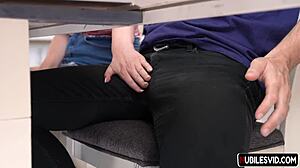 Brooke Barclays og Elsa Violet bytter familieroller i s9-e4!