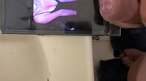 Before work, he casually sets up for a quick solo masturbation tribute session in the quiet morning.