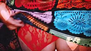 Me encanta tener juguetes en mi culo... oh wait, I mean toys in my ass feel so good!