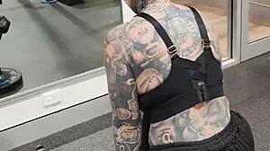 milf crushing gym workouts with huge ass in leggings 💪🍑