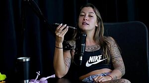 Hey, this safada does a sensual stripper showing her tits after chatting about never suggesting a transsexual and losing virginity - Flor de Damiana on Sheer Red.