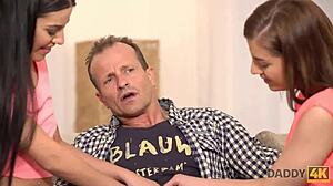 Hvordan klarer denne gamle mannen i topp form å knulle de to fine små 18+ jentene så hardt