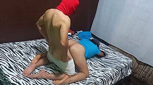 madrastra waits in bed for hijastro to fill her vagina with hot cum... oh no his pene is bigger than expected! 😱