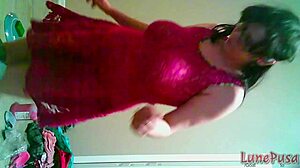 Slut Shows Off Her Body 1 With Huge Natural Tits And Big Nipples