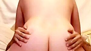 Professor convinced his student to suck his cock eagerly