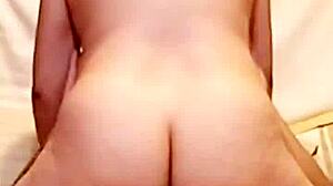 Professor convinced his student to suck his cock eagerly