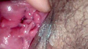 she licks the wet pussy then gives the girl a blowjob until cum fills her mouth