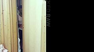 Poredna telovadna vročica Lisa Belys dobi bbc vadbo s creampie