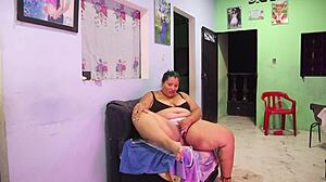 Follando Con La Vecina Cachonda Es Una Pervertida Adicta Al Sexo With Wet Pussy Squirting In Doggystyle Orgasm