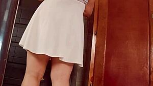 hidden recording of big ass girl changing clothes