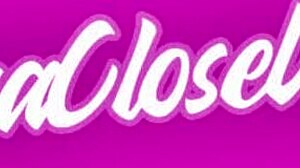 Close-Up Amateur Squirting ASMR with Wet Pussy Lips and Muscular Flashing!