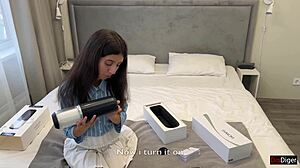 Amateur Babe Gets Powerful Cumshot from Svakom Alex Neo 2 Toy in Outdoor Handjob Jerking