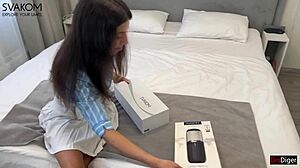 Amateur Babe Gets Powerful Cumshot from Svakom Alex Neo 2 Toy in Outdoor Handjob Jerking