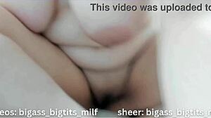 Colombian BBW masturbates her juicy wet pussy with dildo until squirting cum